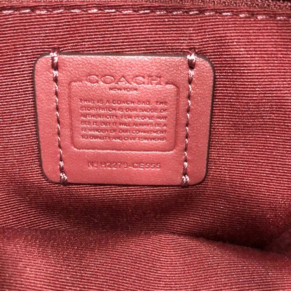 Authentic Coach handbag - Picture 3 of 9